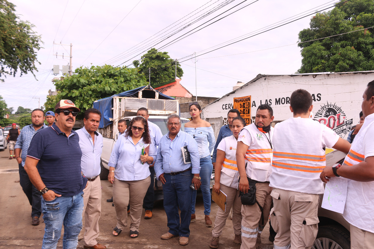 Manaco atiende a familias afectadas tras intensas lluvias en Tonalá.